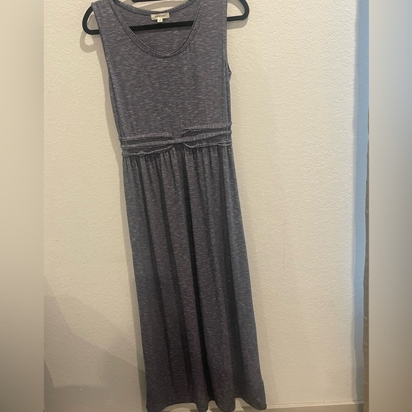Max Studio Maxi Dress Size Medium - Picture 5 of 8